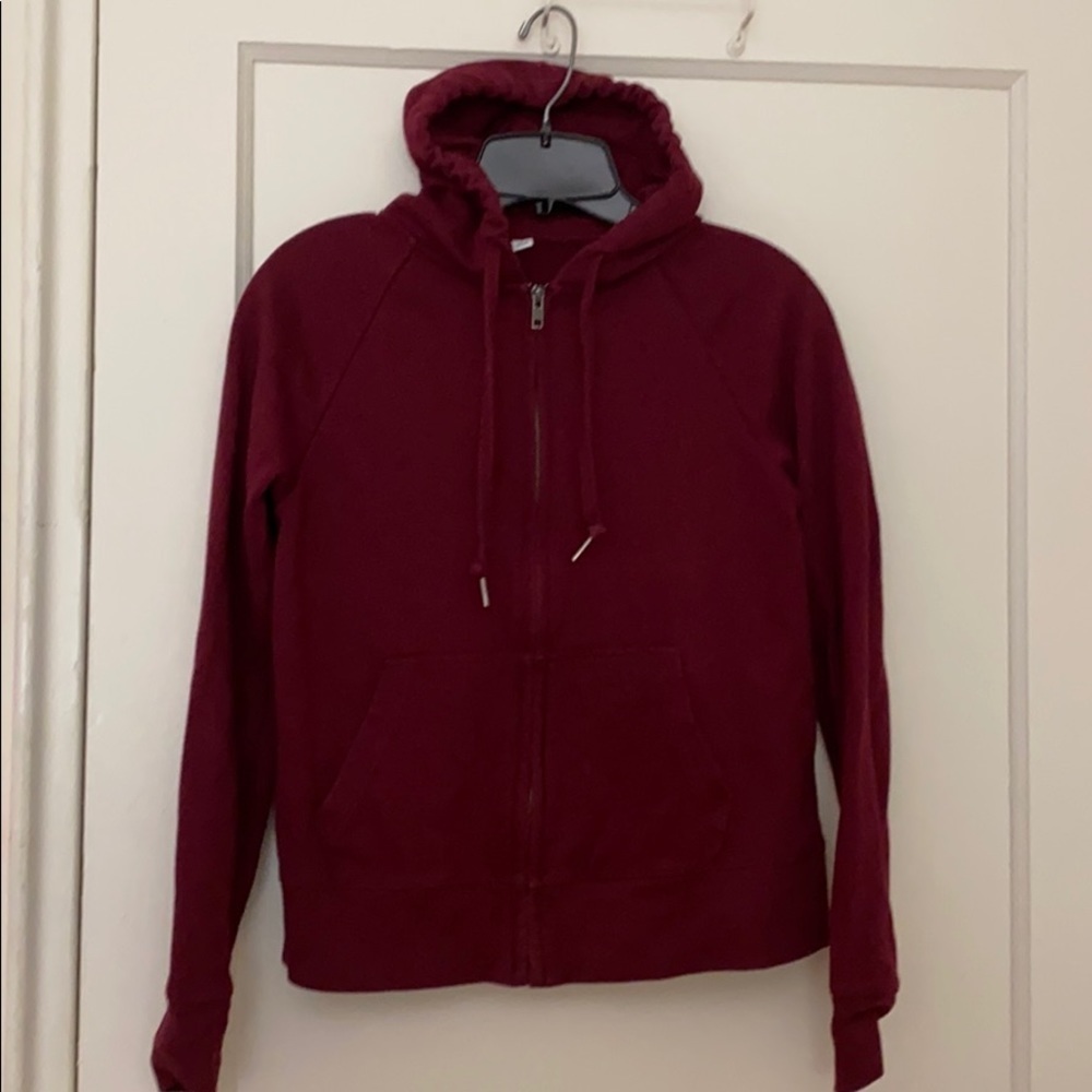 Uniqlo dark red zip up sweater size: S